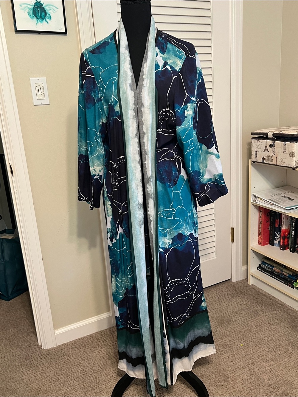 Open front kaftan, one size.
